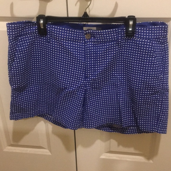 Mini Shorts - Picture 4 of 5